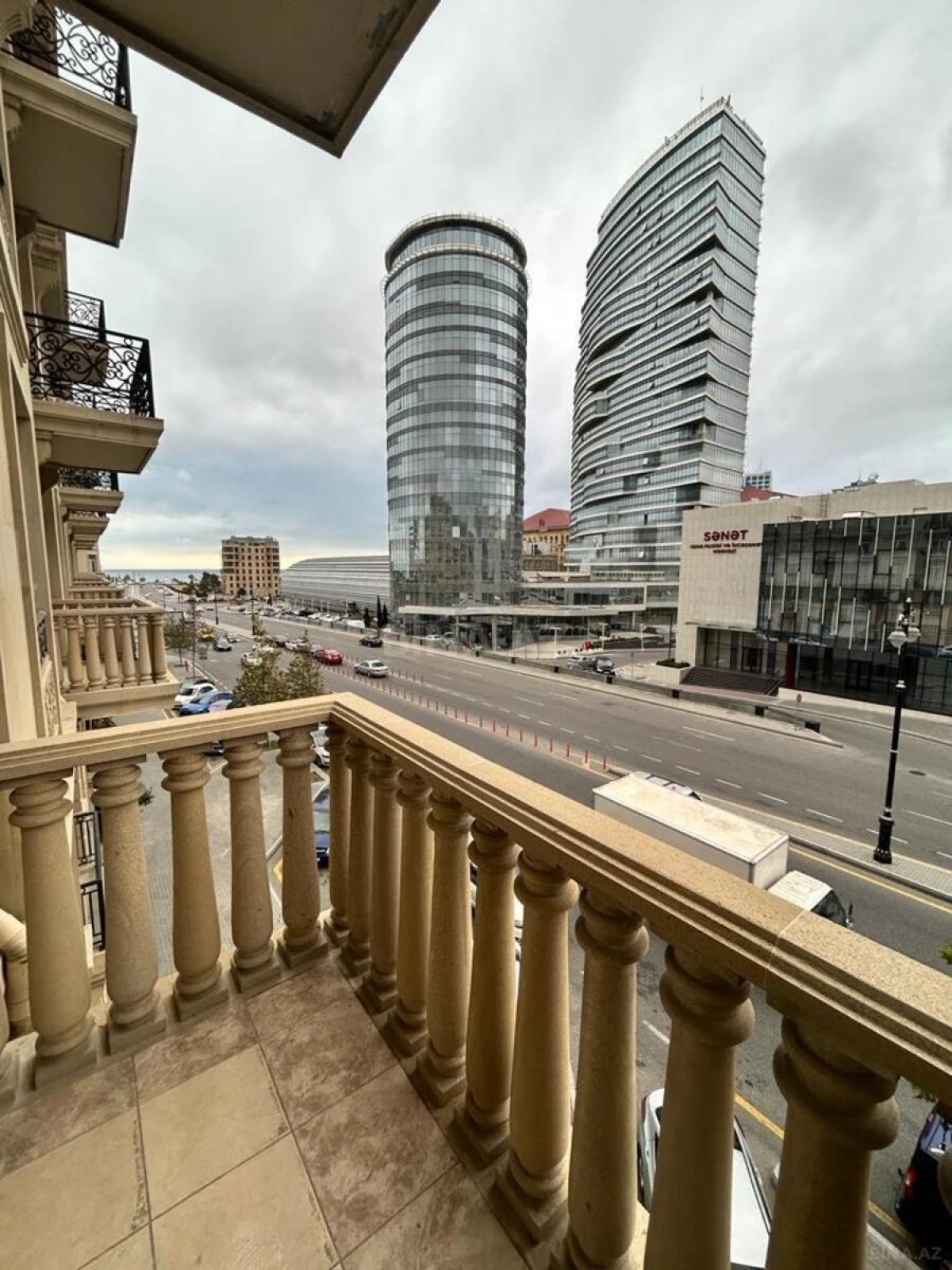 Kirayə verilir 2 otaqlı mənzil 60 m²