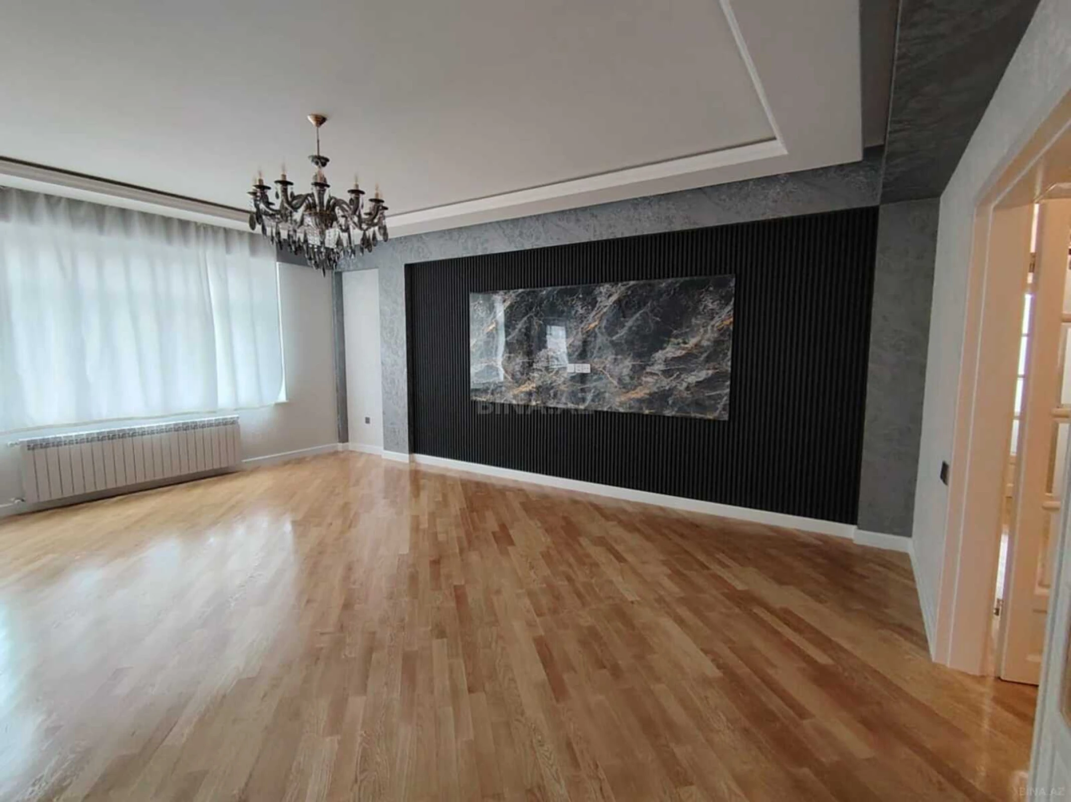 Satılır 3 otaqlı mənzil 150 m²