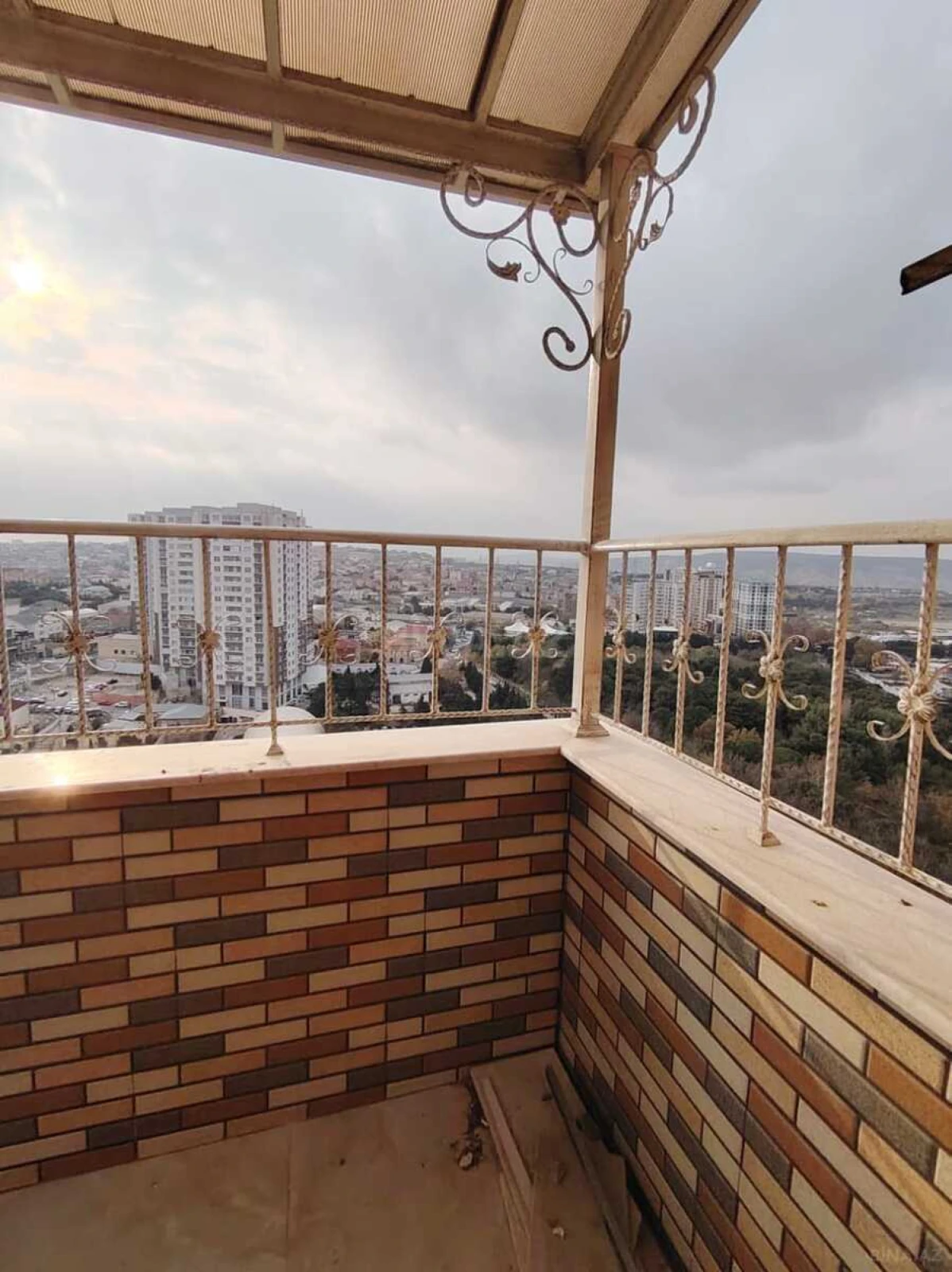 Satılır 3 otaqlı mənzil 150 m²