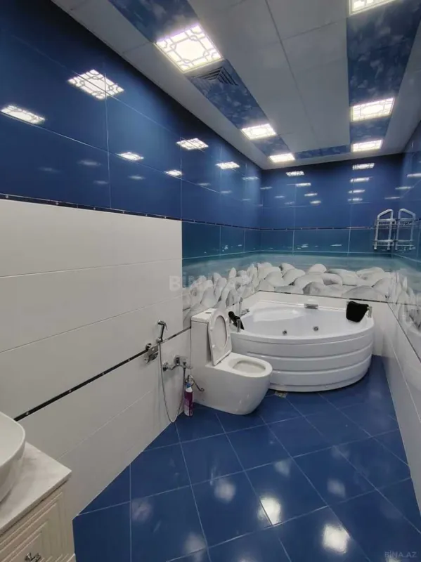 Satılır 3 otaqlı mənzil 150 m²