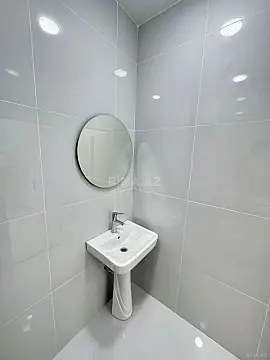 Satılır 1 otaqlı ofis 67 m²