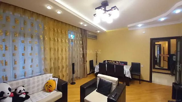 Satılır 2 otaqlı mənzil 90 m²