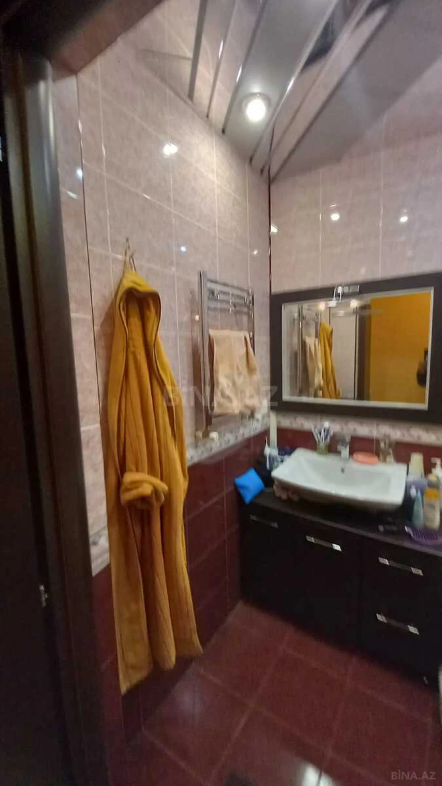 Satılır 2 otaqlı mənzil 90 m²