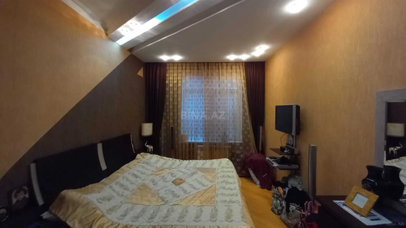 Satılır 2 otaqlı mənzil 90 m²