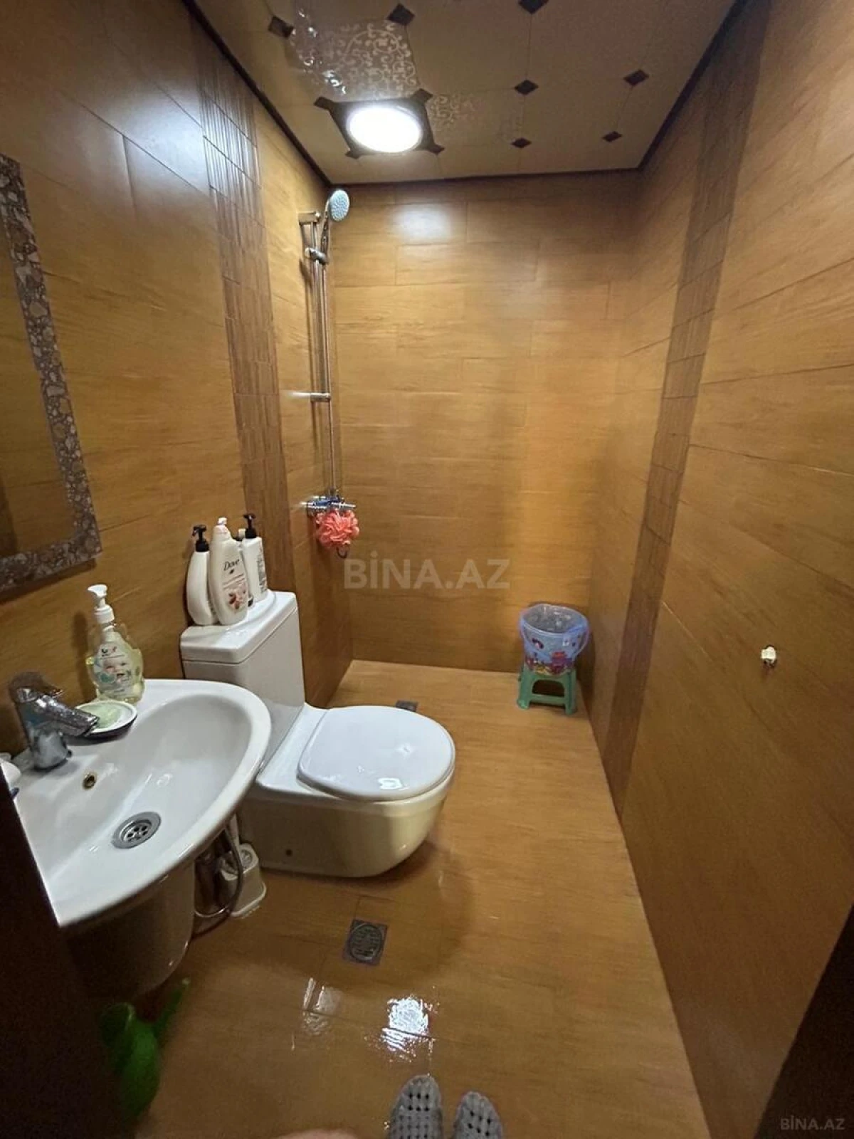Satılır 4 otaqlı mənzil 163 m²