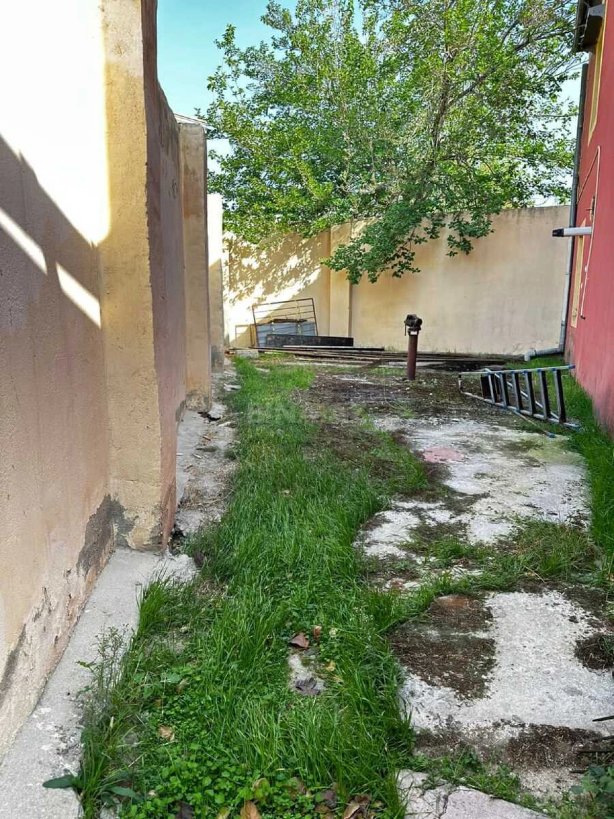 Satılır 4 otaqlı həyət evi 160 m²