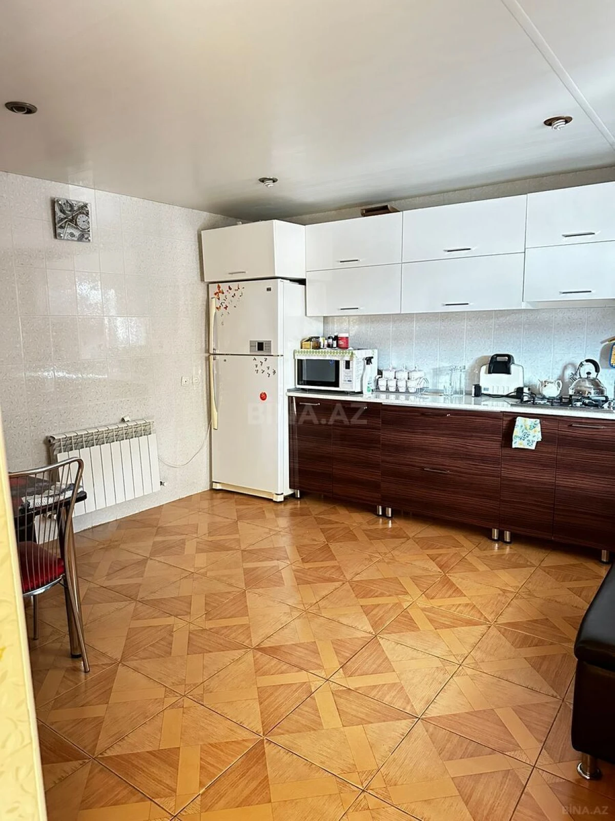 Satılır 4 otaqlı həyət evi 160 m²