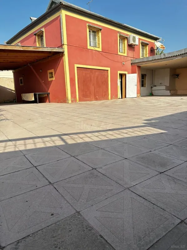 Satılır 4 otaqlı həyət evi 160 m²