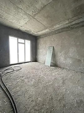 Satılır 3 otaqlı mənzil 210 m²