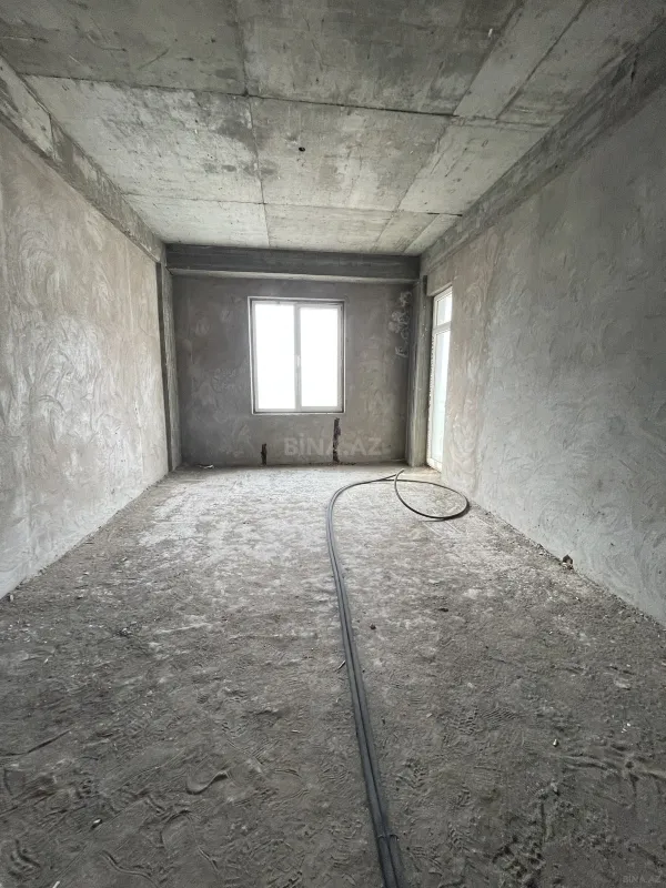 Satılır 3 otaqlı mənzil 210 m²