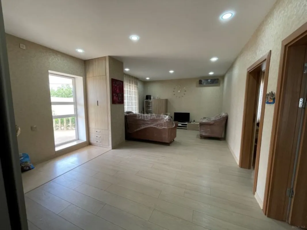 Kirayə verilir 5 otaqlı həyət evi 200 m²