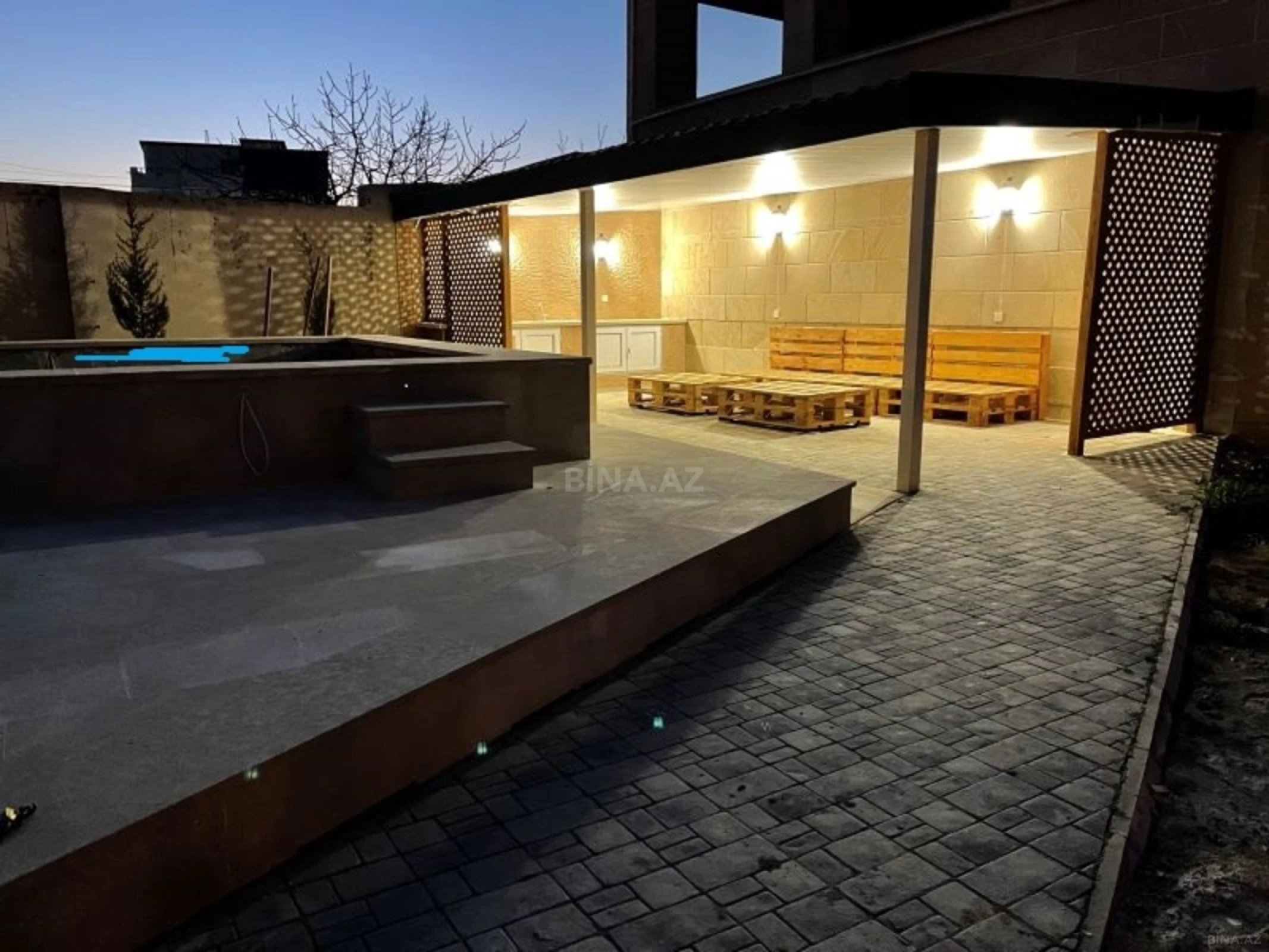 Kirayə verilir 5 otaqlı həyət evi 200 m²