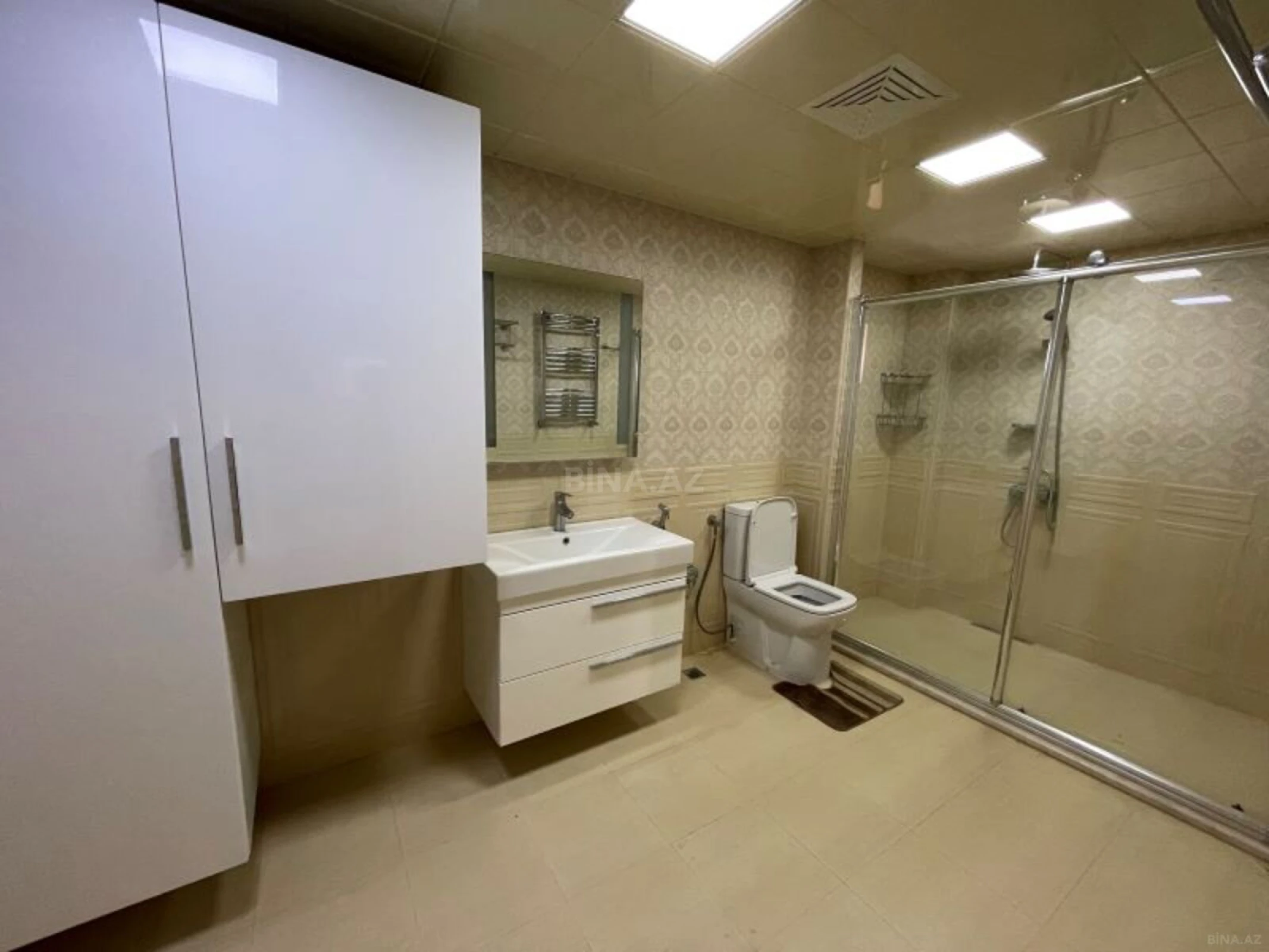 Kirayə verilir 5 otaqlı həyət evi 200 m²