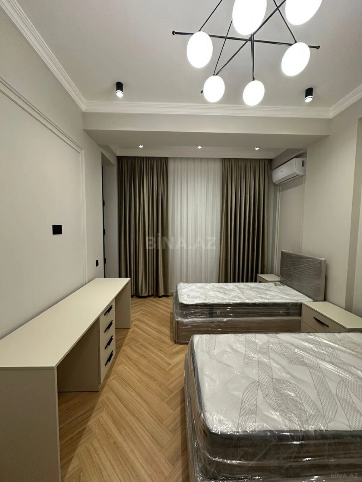 Kirayə verilir 3 otaqlı mənzil 120 m²