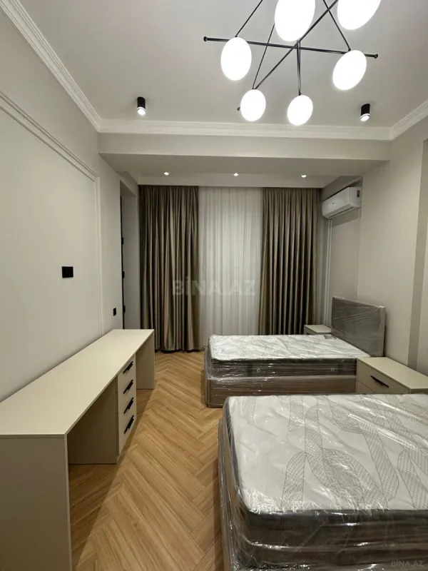 Kirayə verilir 3 otaqlı mənzil 120 m²