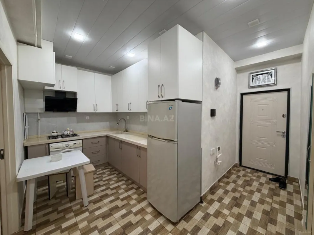 Kirayə verilir 2 otaqlı mənzil 70 m²