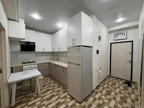 Kirayə verilir 2 otaqlı mənzil 70 m²