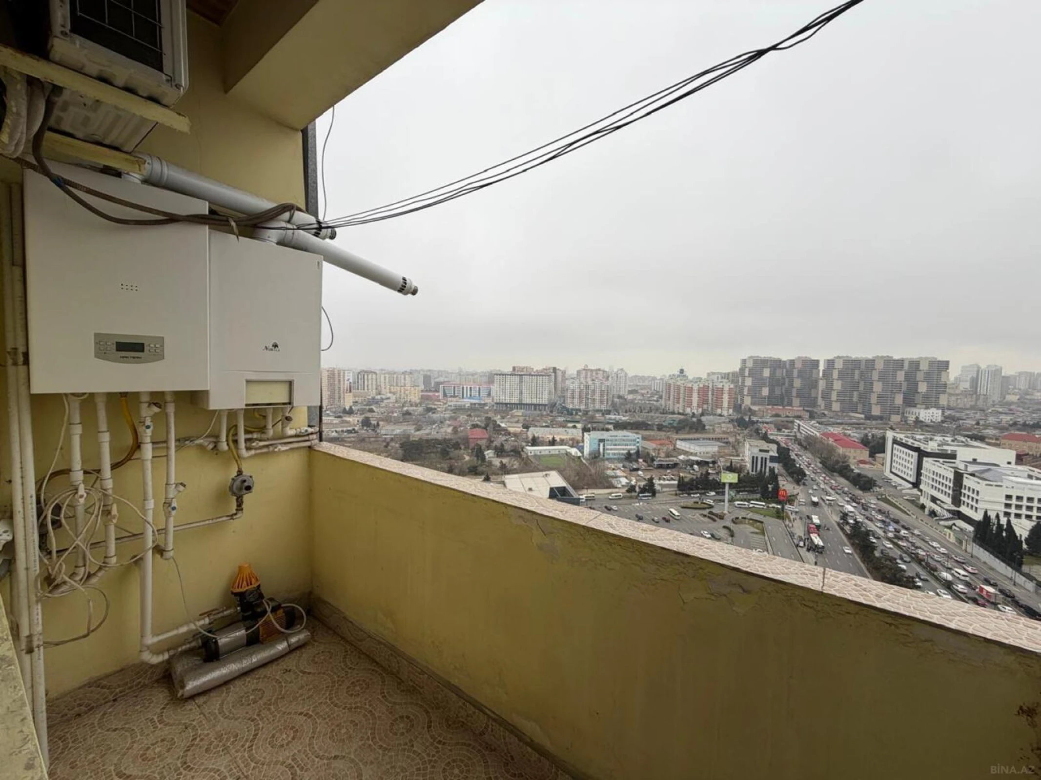Kirayə verilir 2 otaqlı mənzil 90 m²