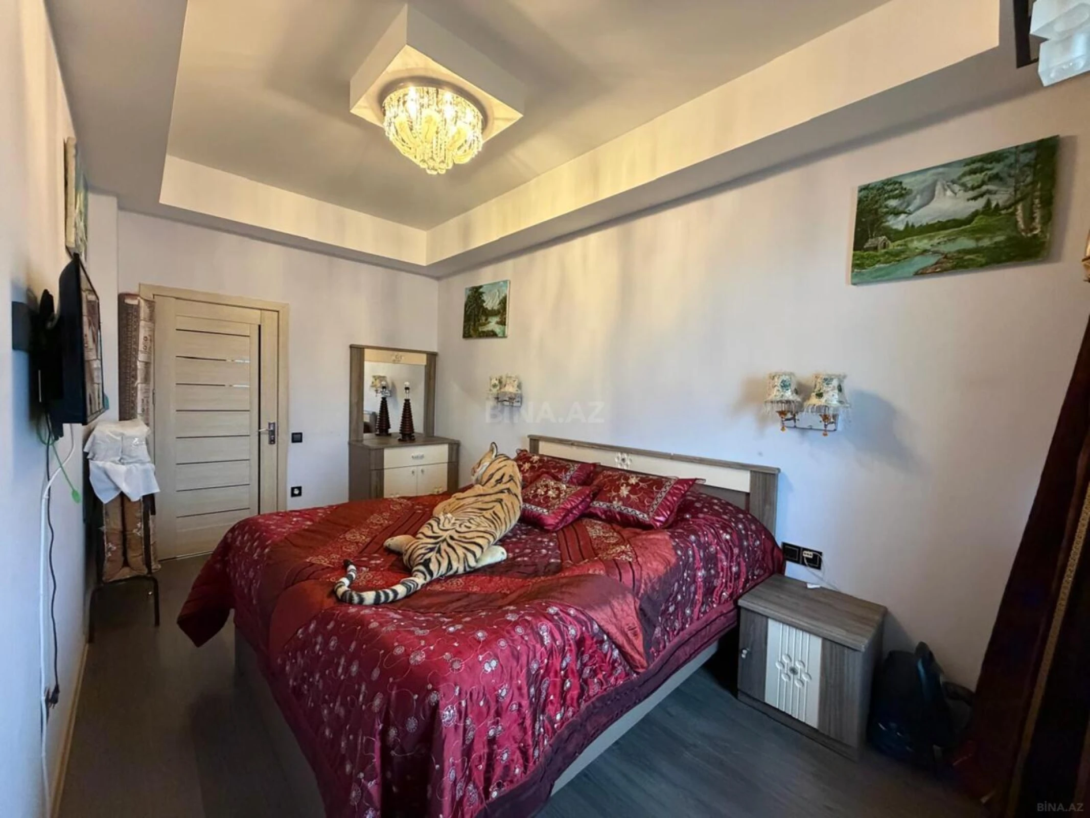 Kirayə verilir 2 otaqlı mənzil 90 m²