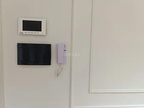 Satılır 3 otaqlı mənzil 150 m²