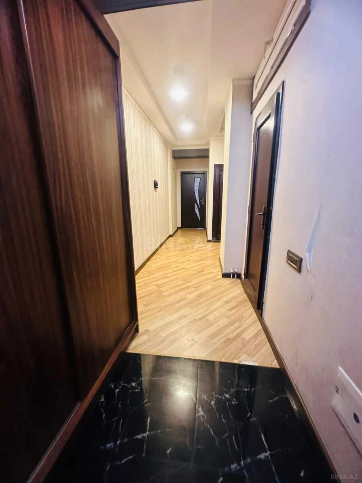 Kirayə verilir 3 otaqlı mənzil 120 m²