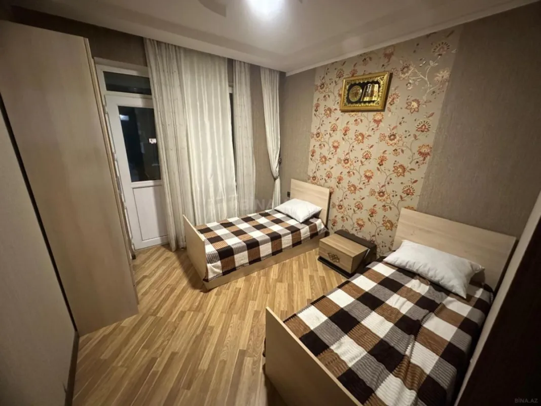 Kirayə verilir 3 otaqlı mənzil 120 m²