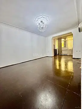 Satılır 3 otaqlı mənzil 84 m²