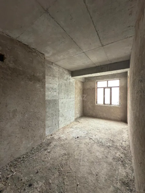 Satılır 3 otaqlı mənzil 155.5 m²