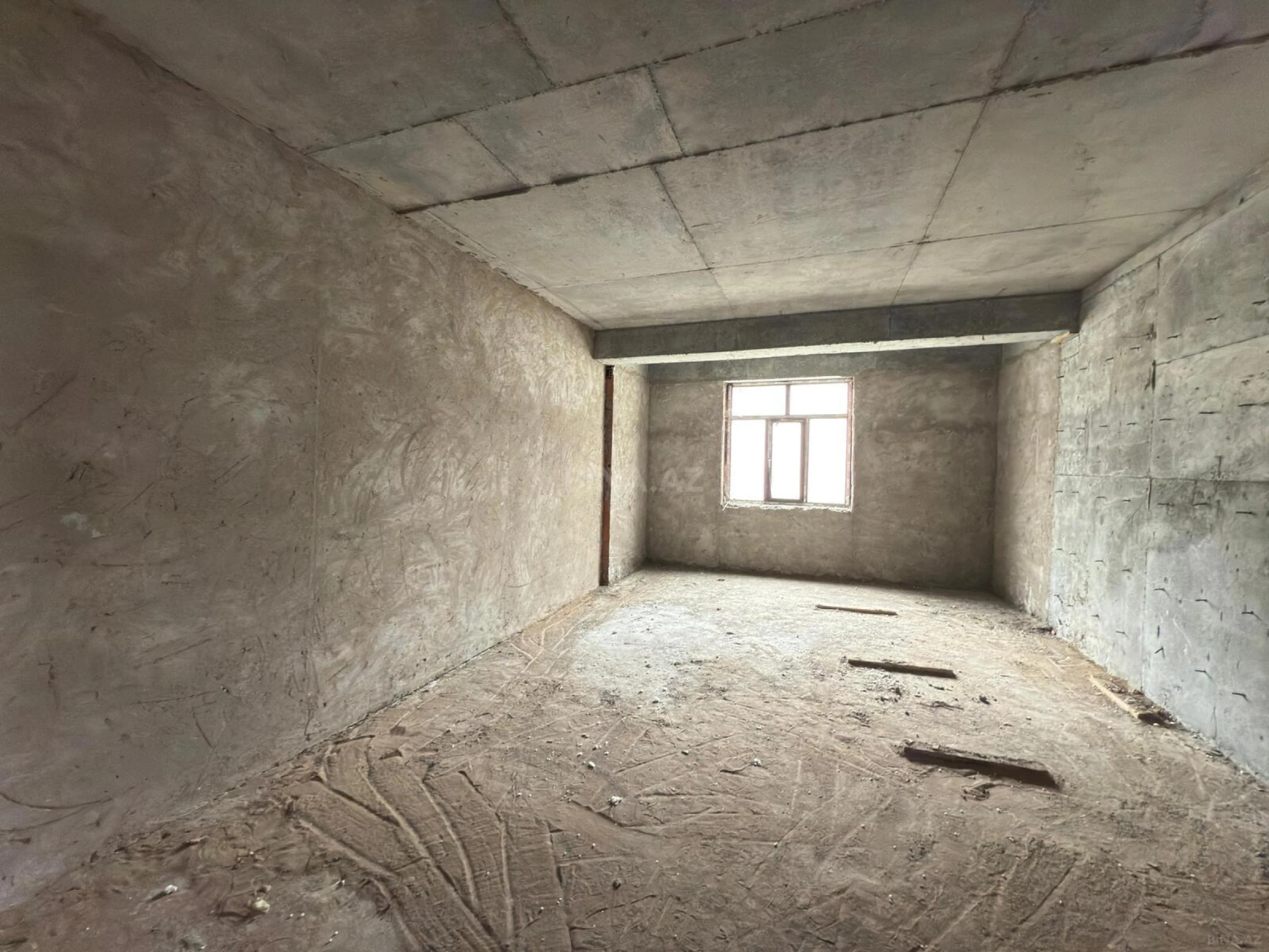 Satılır 3 otaqlı mənzil 155.5 m²