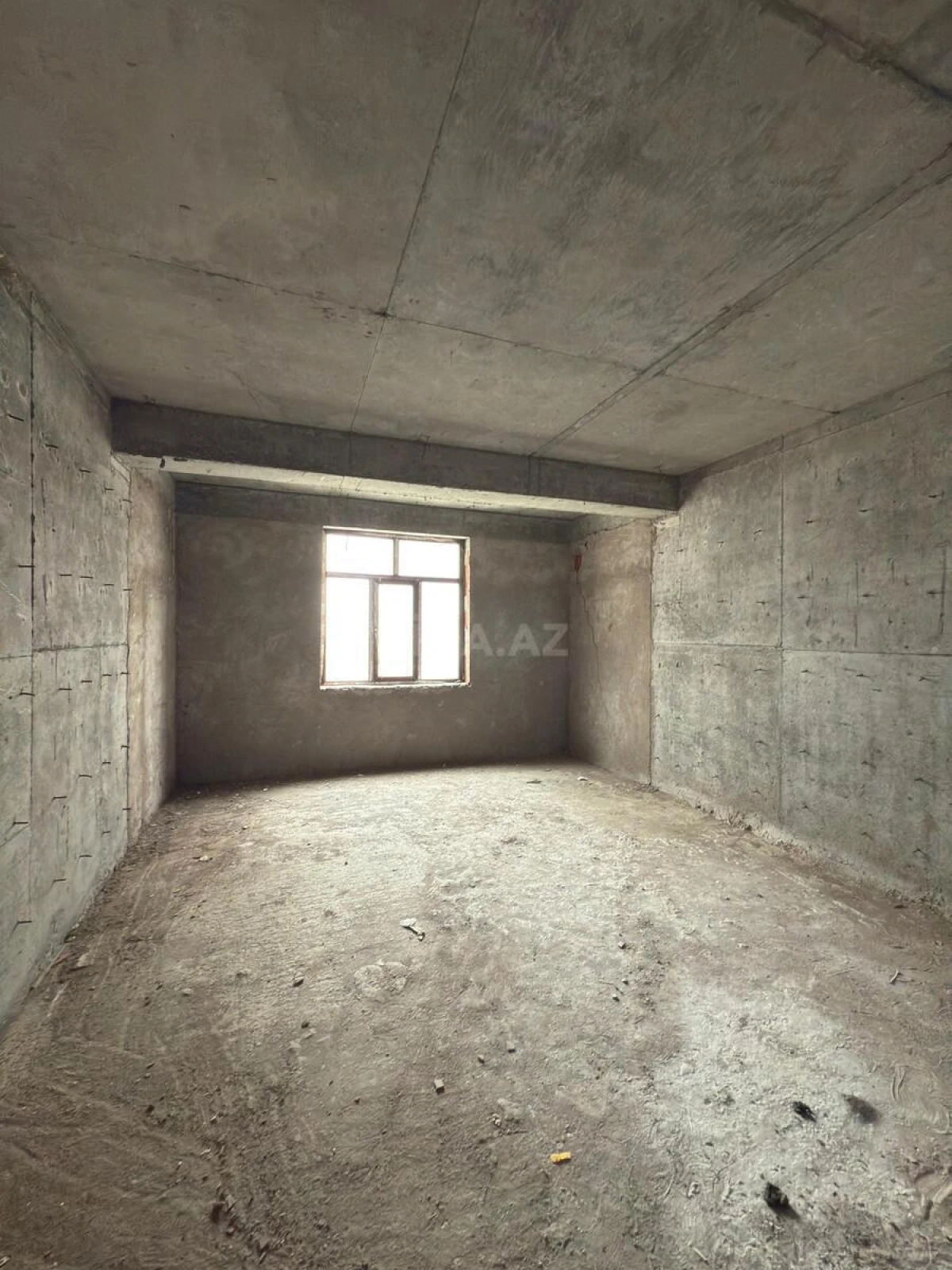 Satılır 3 otaqlı mənzil 155.5 m²