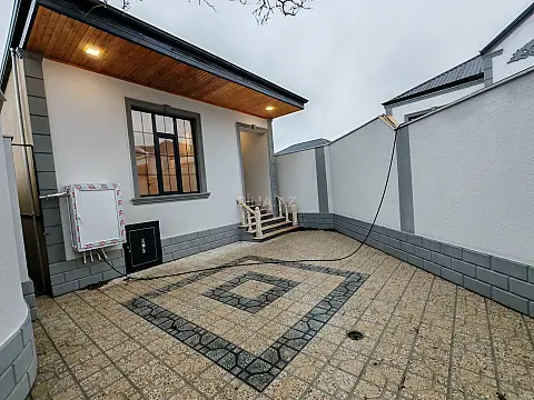 Satılır 3 otaqlı həyət evi 100 m²