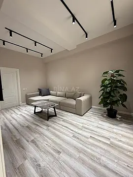 Kirayə verilir 2 otaqlı mənzil 95 m² — Bakı 2 otaq 95.00 m²