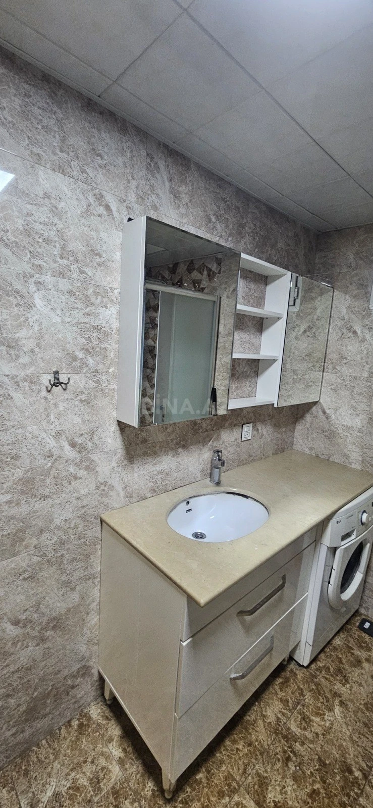 Satılır 3 otaqlı mənzil 80 m²