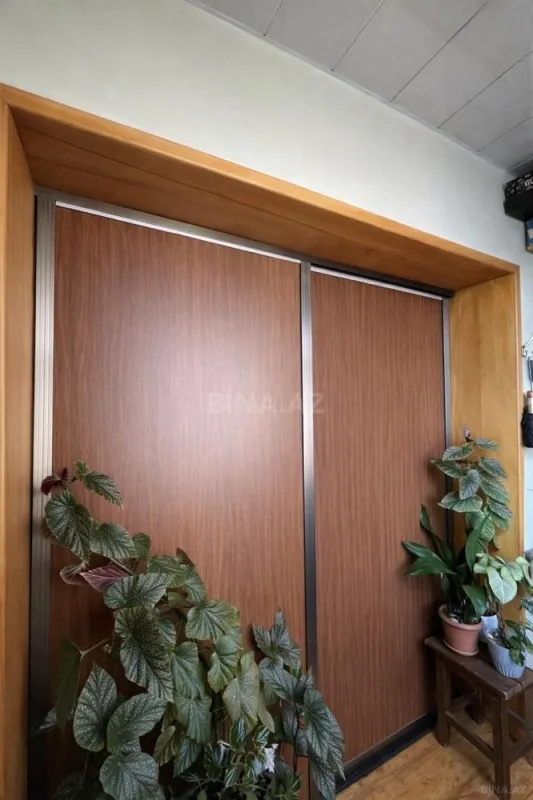 Satılır 4 otaqlı mənzil 105 m²