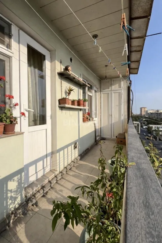 Satılır 4 otaqlı mənzil 105 m²