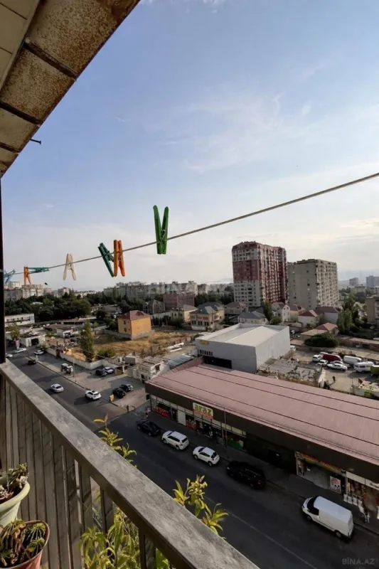 Satılır 4 otaqlı mənzil 105 m²