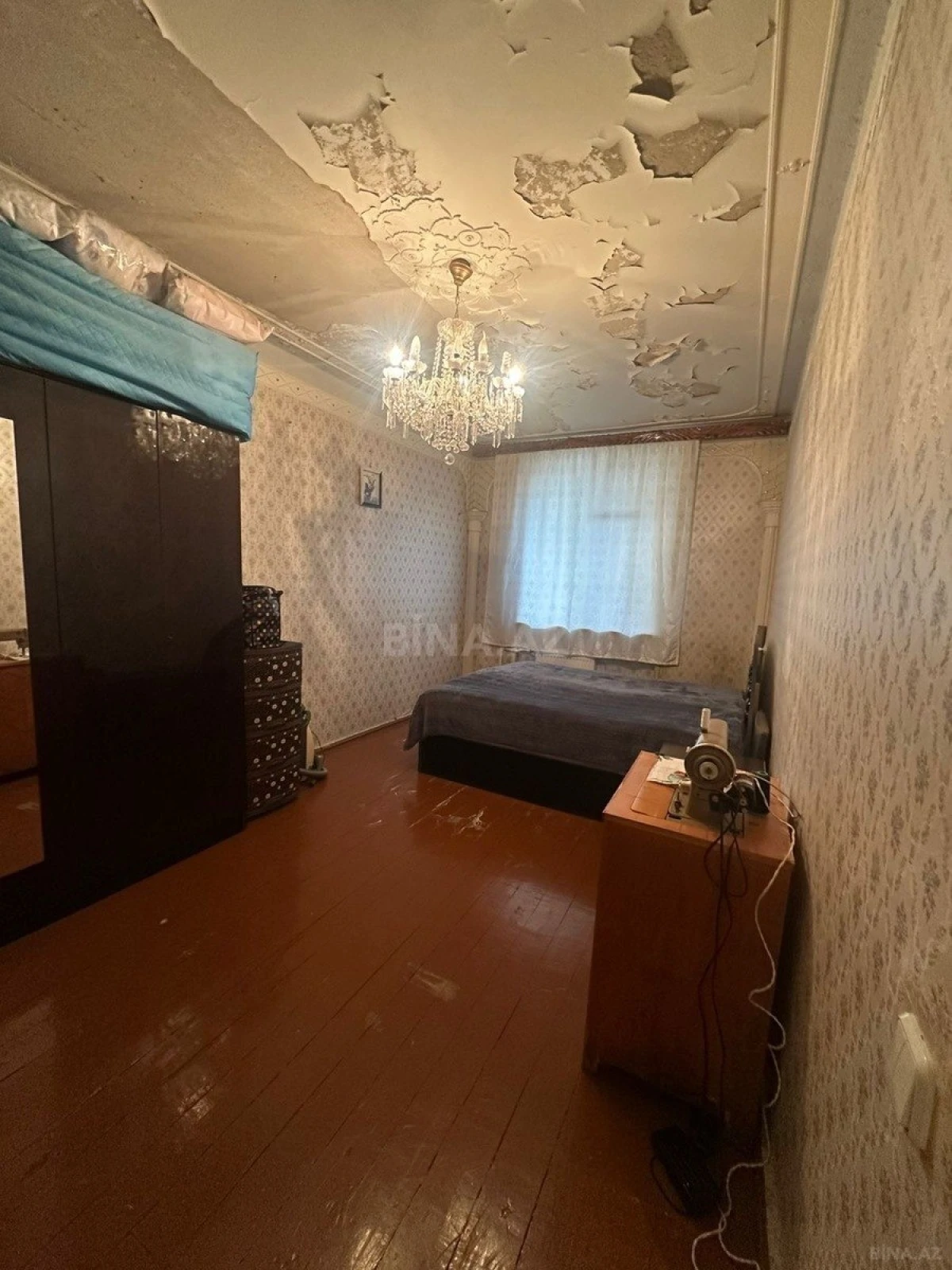 Satılır 4 otaqlı mənzil 100 m²