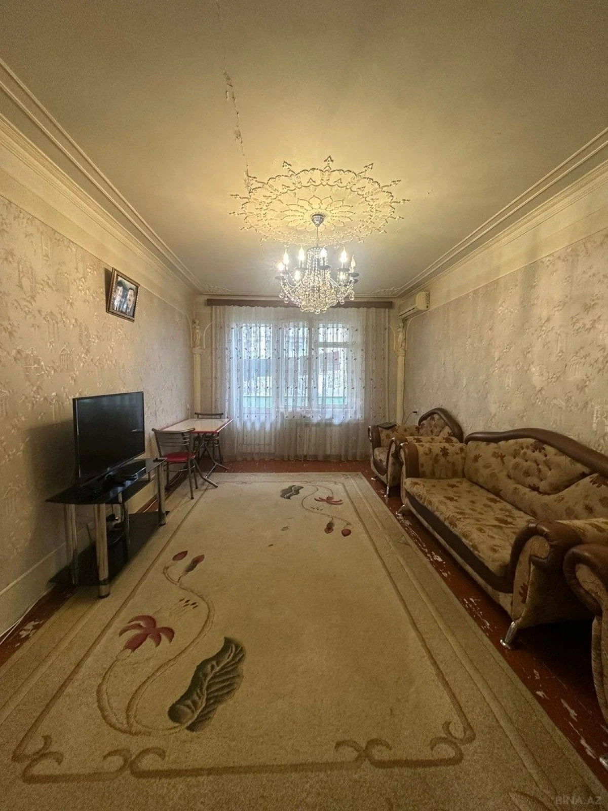 Satılır 4 otaqlı mənzil 100 m²