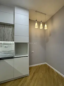 Satılır 4 otaqlı mənzil 154 m²