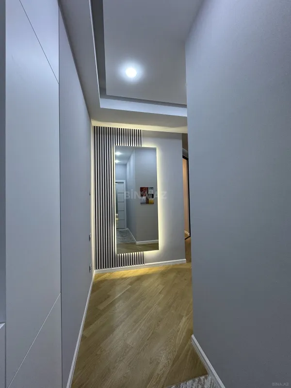 Satılır 4 otaqlı mənzil 154 m²