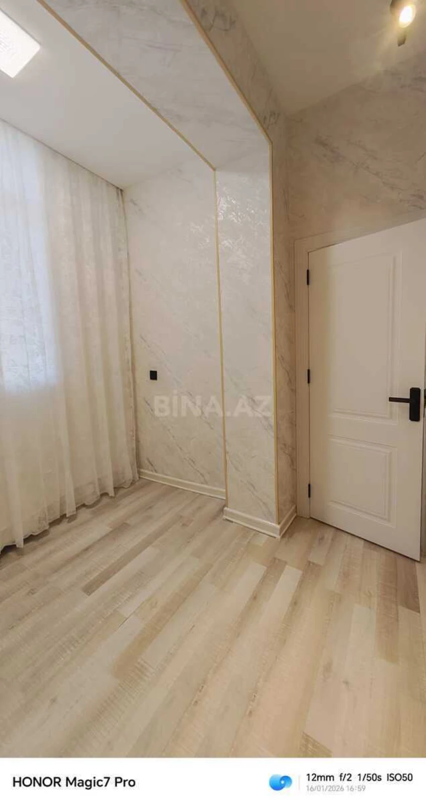 Satılır 3 otaqlı mənzil 68 m²