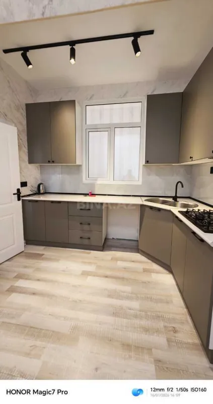 Satılır 3 otaqlı mənzil 68 m²