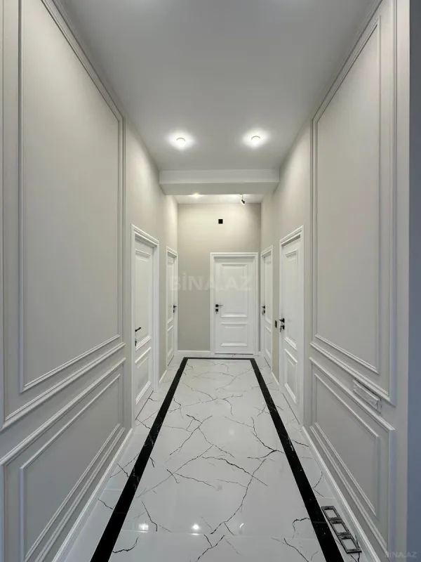 Satılır 5 otaqlı həyət evi 250 m²