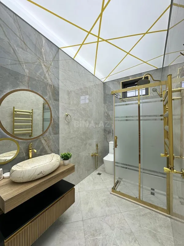 Satılır 5 otaqlı həyət evi 250 m²