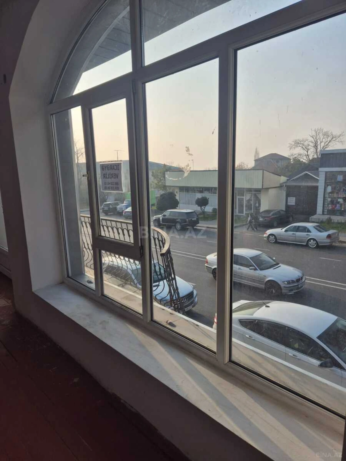 Satılır obyekt 140 m²