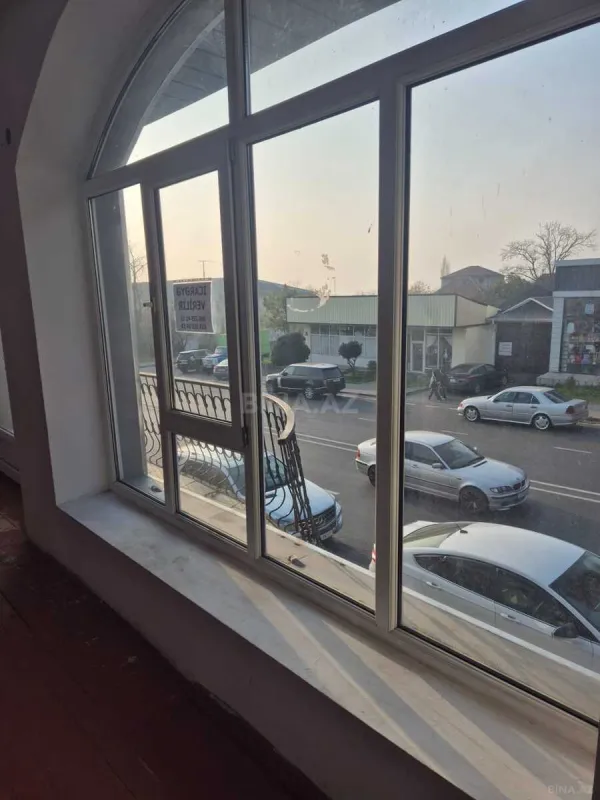 Satılır obyekt 140 m²