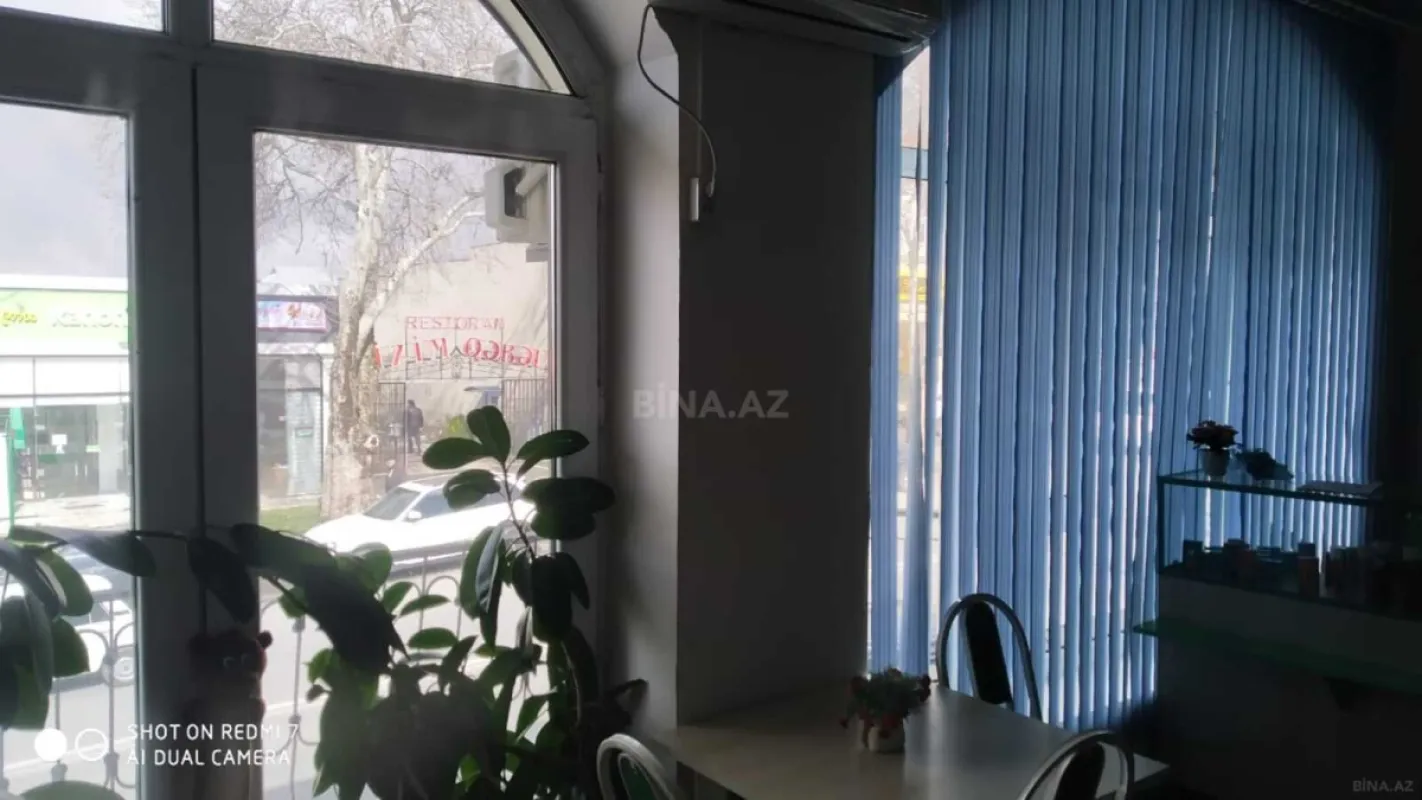 Satılır obyekt 140 m²