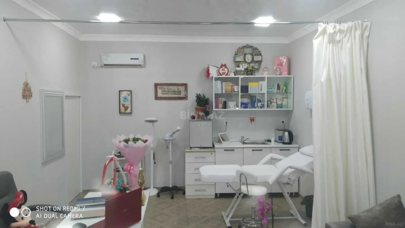 Satılır obyekt 140 m²