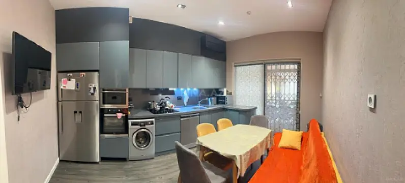 Satılır 8 otaqlı həyət evi 468 m²