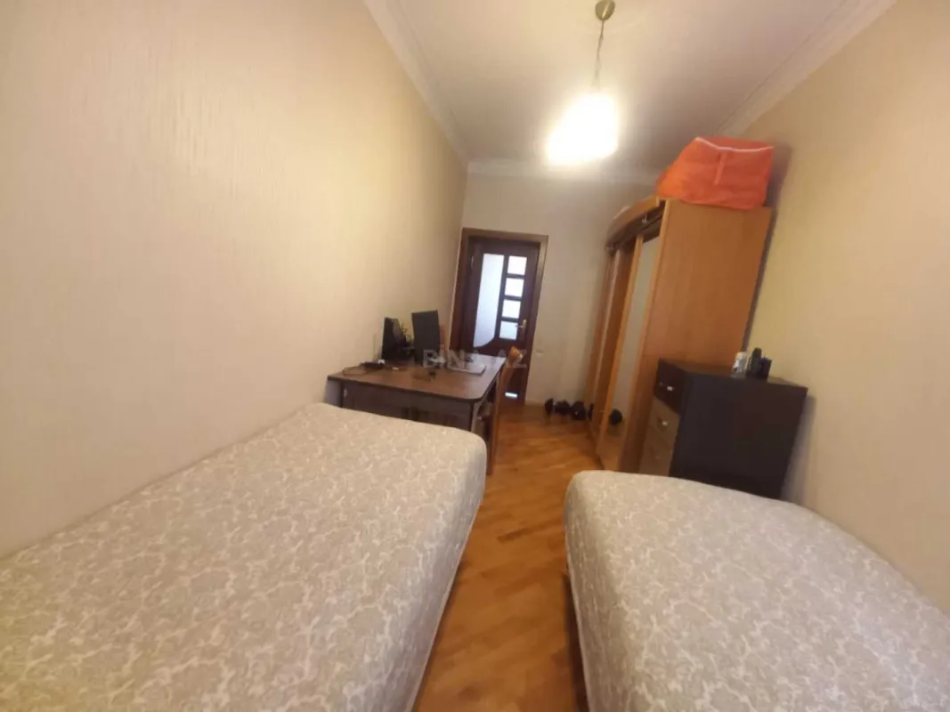 Satılır 3 otaqlı mənzil 70 m²